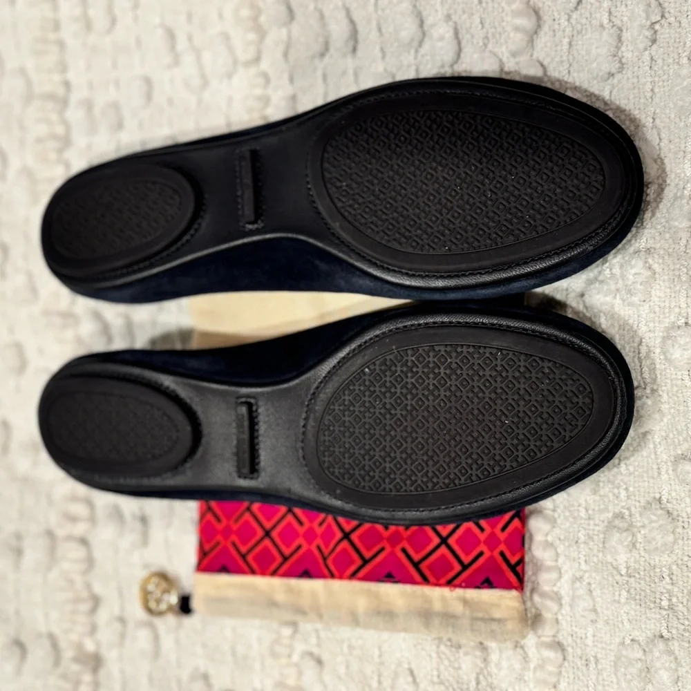 Tory Burch Navy Blue Suede Flats with Medallion - Picture 4 of 8